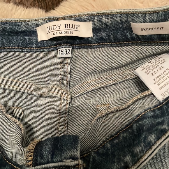 skinny jeans - Picture 2 of 6